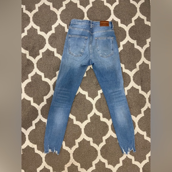 Zara Multidamaged Style Skinny Jeans - Picture 2 of 2